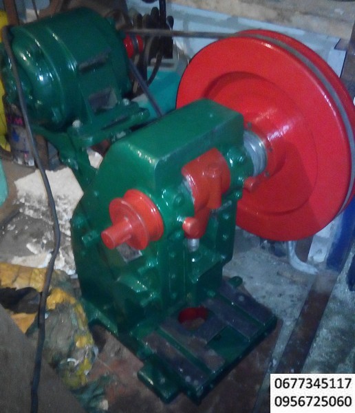 пресс кривошипно-шатунный пэ-5т , пресс настольный с кривошипно-шатунным механизмом действия и электрическим питанием